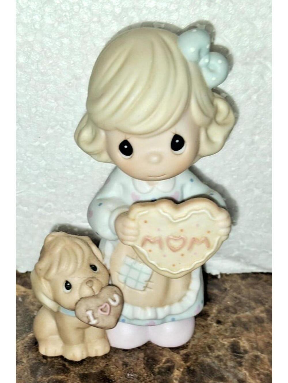 Precious Moments "Mom, You're A Sweetheart" Figurine Collectible I Love You Dog